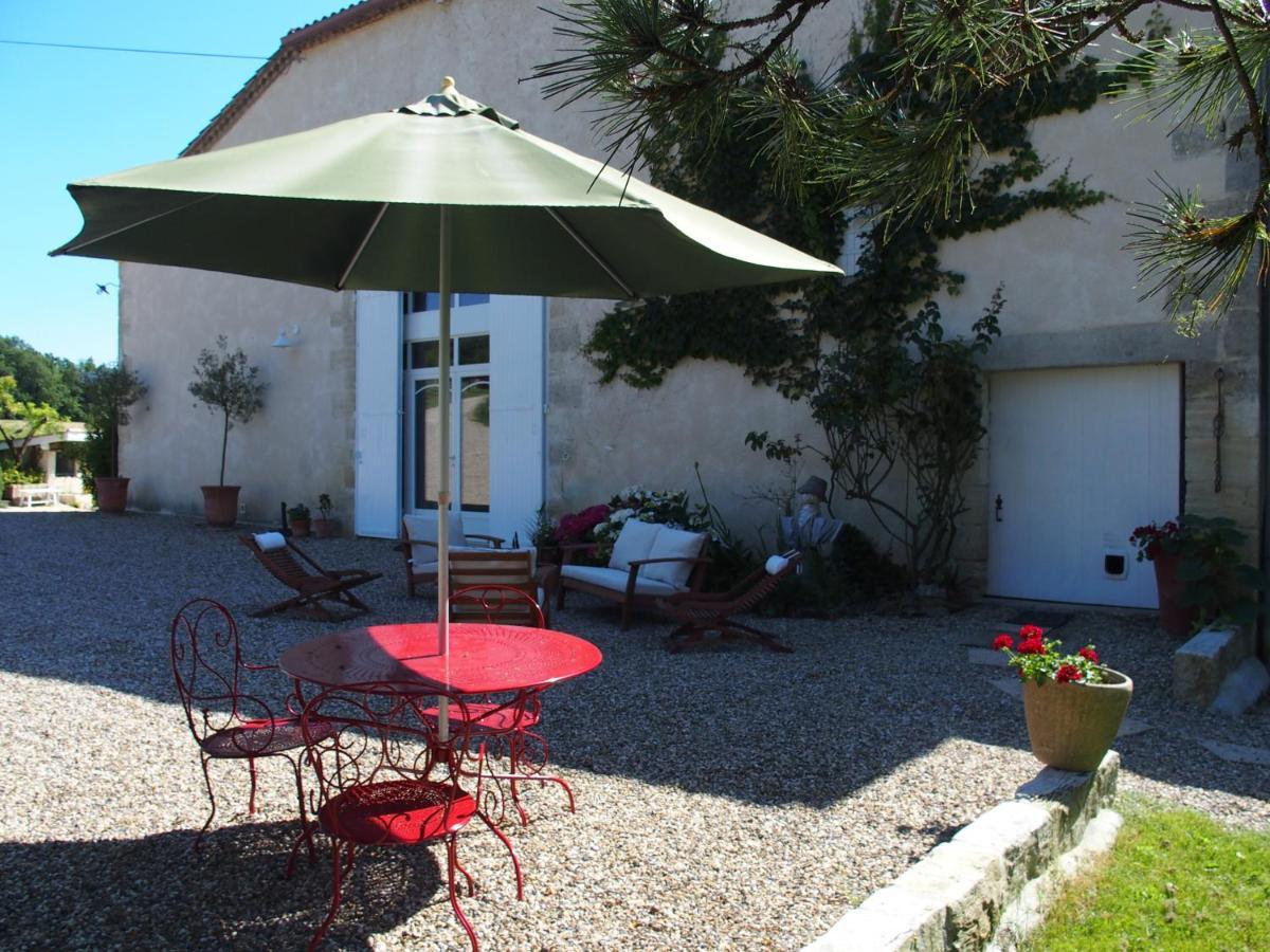 Les Tamaris Bed and Breakfast Castelnau-sur-Gupie Εξωτερικό φωτογραφία